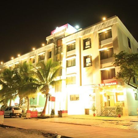 Hotel Sai Smaran 舍地 外观 照片